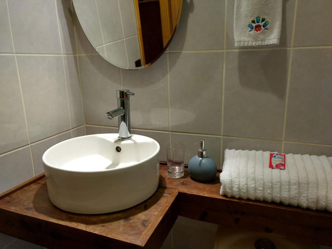 Hostal Mackay テムコ エクステリア 写真