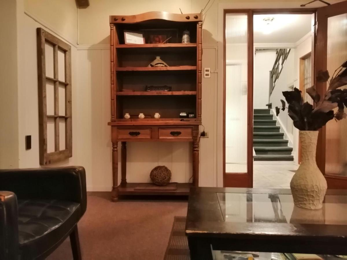 Hostal Mackay テムコ エクステリア 写真