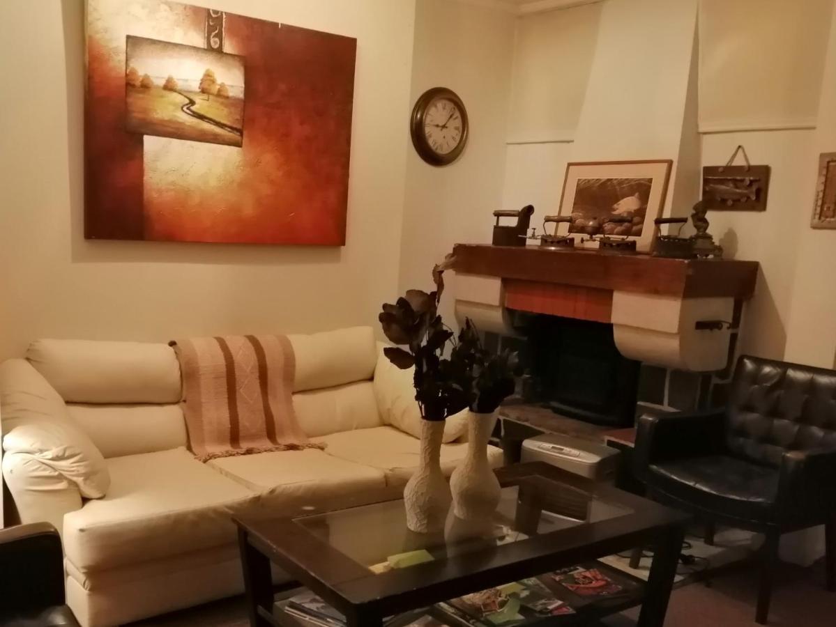 Hostal Mackay テムコ エクステリア 写真